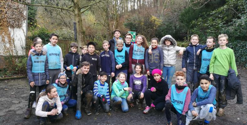 Gruppenfoto der Klasse 7a beim Klassentag im November.
