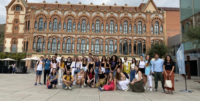 Die Umwelt AG hat mit den anderen Gruppen aus Aalborg und Rubí das Naturkundemuseum COSMOCAIXA in Barcelona besucht. 
