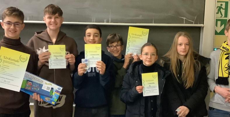 Die Preisträger*innen des Heureka-Wettbewerbs.