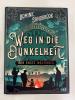Koray las unter anderem aus dem Buch "Weg in die Dunkelheit" von Dominic Sandbrock.